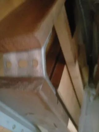 4 Sillas de Madera y Mesa Redonda Extensible