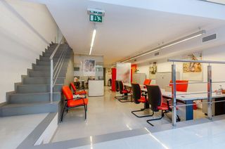 Local comercial en venta en Les Planes en Hospitalet de Llobregat, L´