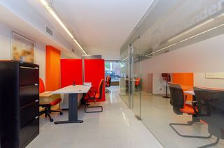 Local comercial en venta en Les Planes en Hospitalet de Llobregat, L´