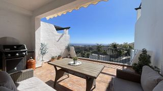 Casa adosada en venta en Benahavís