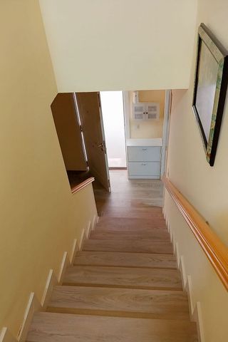 Casa adosada en venta en Santos de Maimona (Los)