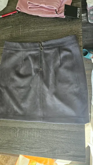 Lote 4 Faldas Cortas Tallas S-M