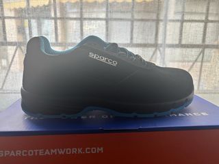 Zapatos de seguridad Sparco negros y azules