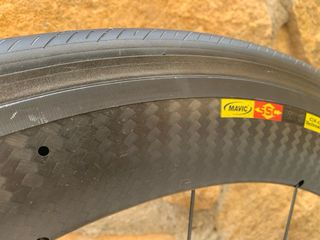 Ruedas Mavic Cosmic CXR 60 Carbono