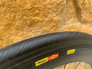 Ruedas Mavic Cosmic CXR 60 Carbono