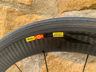 Ruedas Mavic Cosmic CXR 60 Carbono