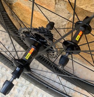 Ruedas Mavic Cosmic CXR 60 Carbono