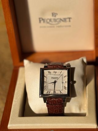 Reloj Pequignet Cuadrado Piel Marrón