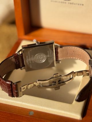 Reloj Pequignet Cuadrado Piel Marrón
