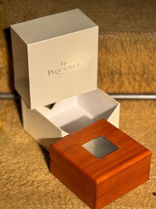 Reloj Pequignet Cuadrado Piel Marrón