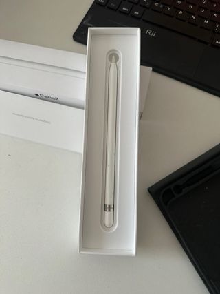 iPad Air 3 Plata + Apple Pencil + Teclado