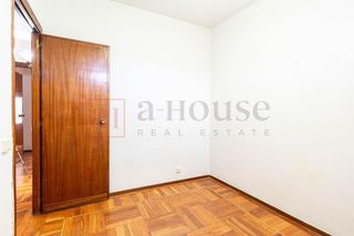 Piso en venta en Almagro en Madrid