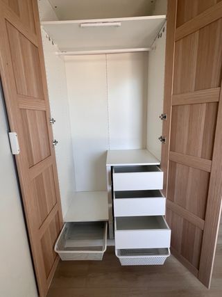 Armario IKEA madera y beige