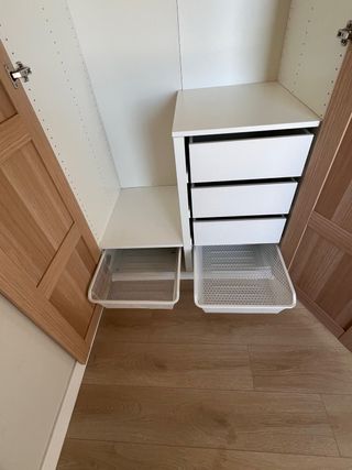 Armario IKEA madera y beige