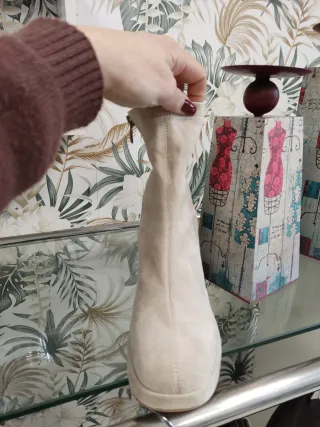 Botín beige sin estrenar