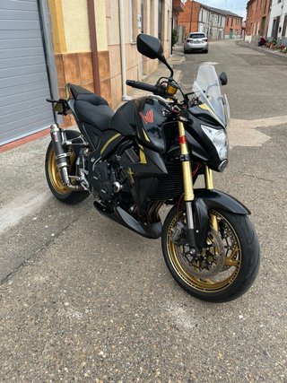 Honda CB1000R  se cambia
