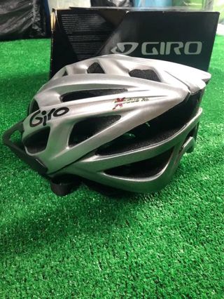 Casco Giro Exodus Plata