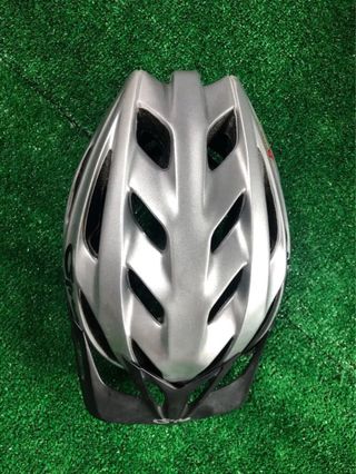 Casco Giro Exodus Plata