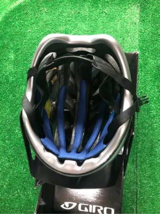 Casco Giro Exodus Plata