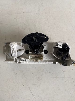 Mando climatizador Renault Kangoo 2 ref: 5F2140100