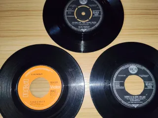 Lote 19 vinilos Elvis Presley,singles rock clásico