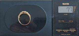 Anillo Oro Zafiro Negro y Diamantes