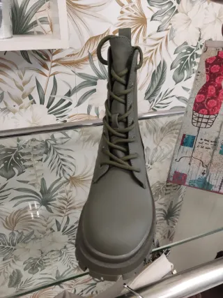 Botas militares verde oliva