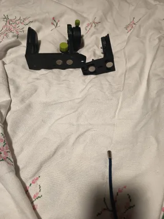 SOPORTE PARA NIVEL LÁSER MARCA HUEPAR