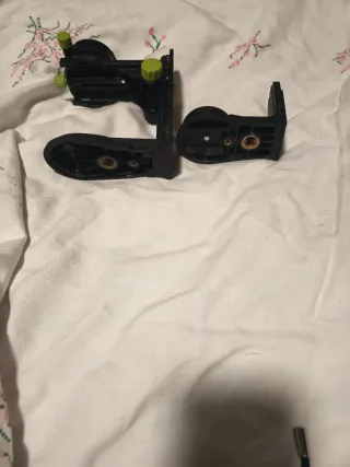 SOPORTE PARA NIVEL LÁSER MARCA HUEPAR