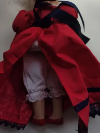 Muñeca de porcelana vintage