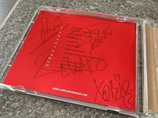 FIRMADO CD La Oreja de Van Gogh Guapa
