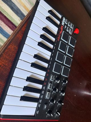 Attrezzatura per registrazione audio studio