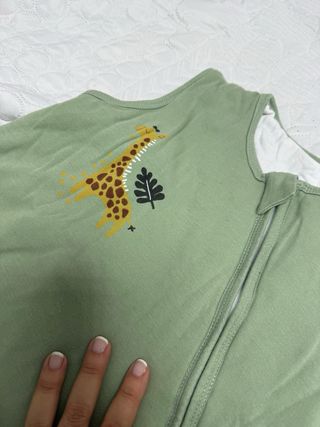 Saco de dormir verde jirafa