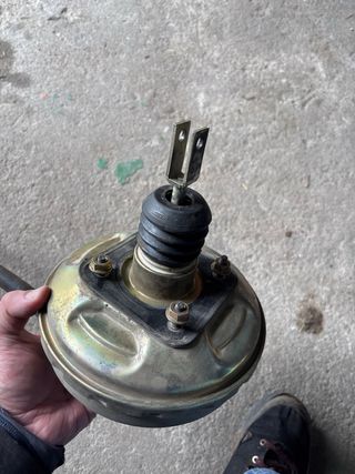 Servofreno Renault Supercinco GT despiece