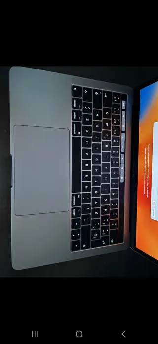 MacBook Pro 13 2017 i5 18GB 256GB SSD