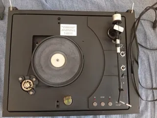 Thorens TD 105 Tocadiscos