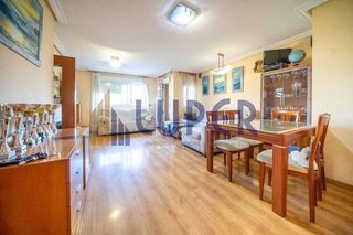 Piso en venta en Paus - Poligono San Blas en Alicante