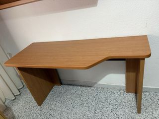 Estantería y escritorio madera