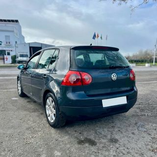 Volkswagen Golf V 1.9 TDI + Garantia y Transferenc