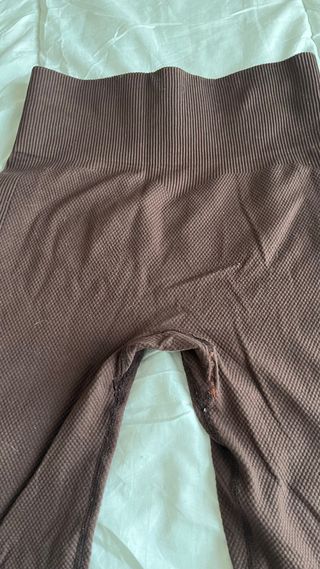 Leggings deportivos marrones cintura alta