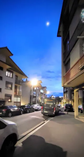 Garaje cerrado con lavadero