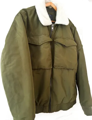 Cazadora bomber Bershka