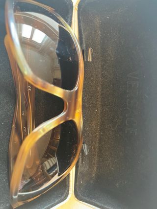 Gafas de sol Versace Marrones con aplique dorado
