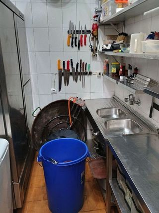 Local comercial en alquiler en Parque Victoria Eugenia en Málaga