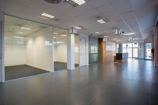 Edificio en alquiler en Onze de setembre - Sant Jordi en Prat de Llobregat, El