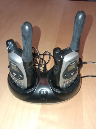 Pareja Walkie Talkies Motorola T5022