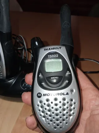 Pareja Walkie Talkies Motorola T5022