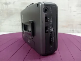 Walkman Sanyo MGR 717 Radio Cassette Player