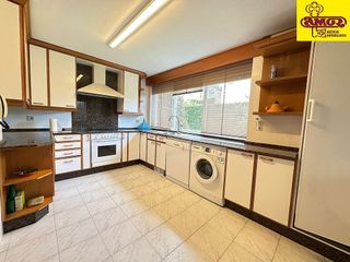 Casa pareada en venta en Brión