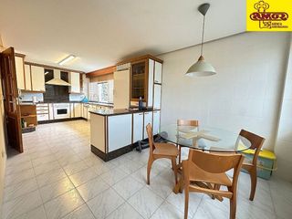 Casa pareada en venta en Brión